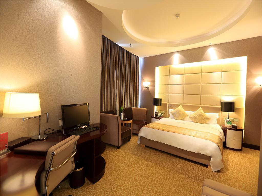 Golden Mountain International Hotel Laiyang Exterior photo